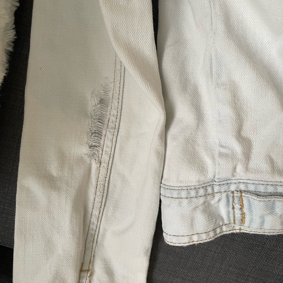 Hollister Jean Jacket - Picture 3 of 6